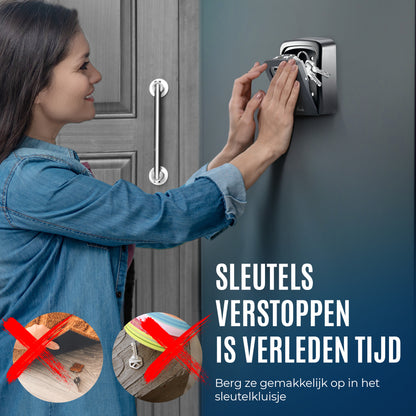 Vrouw opent de KeyGuard Sleutelkluisje Pro aan de muur, ideaal voor veilig opbergen van sleutels.